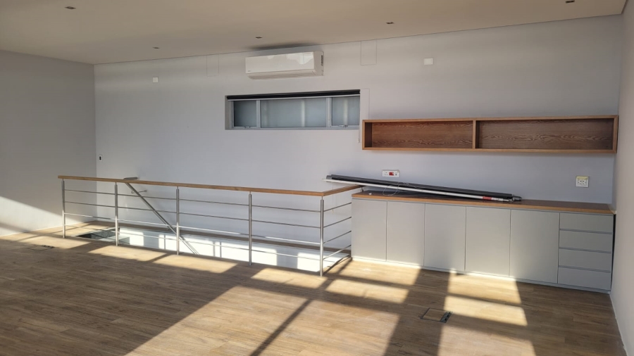Commercial Property for Sale in Paarden Eiland Western Cape